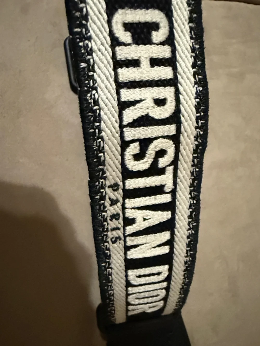 Authentic Dior canvas embroidered shoulder strap with black ultramatte hardware - Picture 7 of 13